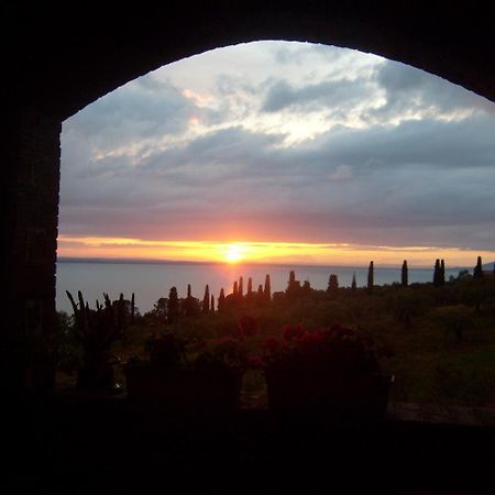 Vila Fattoria Il Poggio San Feliciano Exteriér fotografie